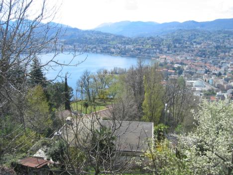 Lugano 019.jpg   49kb   26.03.2021 22:20:51